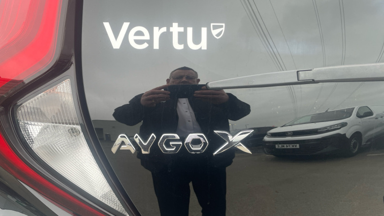 Toyota Aygo X 1.0 VVT-i Edge 5dr Auto Petrol Hatchback